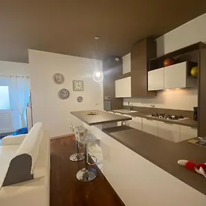  Apartment Domus Romanae In Centro Storico Italy