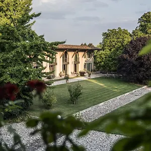  Farm stay Corte Ruffoni Italy